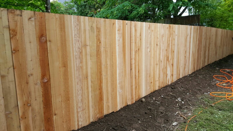 Cedar Fencing - Simple Privacy - Cascade Home Enhancement LLC