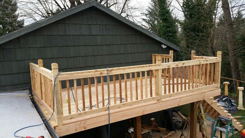 Cedar Decking - Cascade Home Enhancement LLC